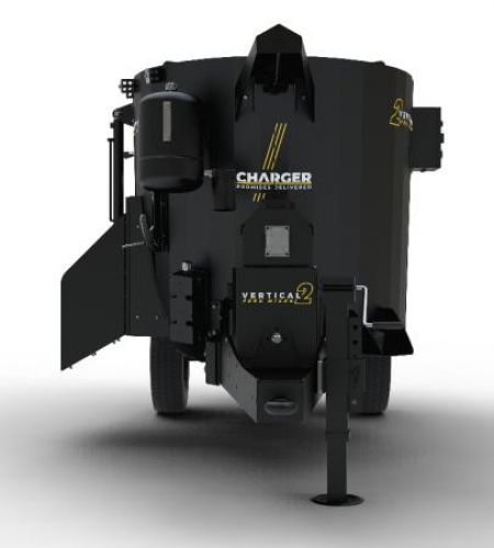 Вертикальный смеситель-кормораздатчик  CELIKEL CHARGER 3 MICRO